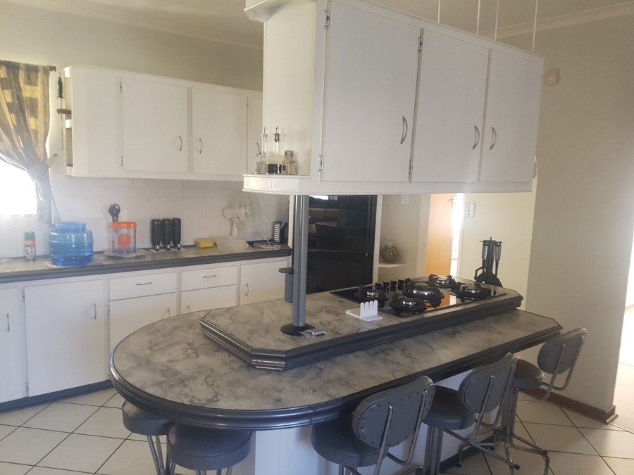 2 Bedroom Property for Sale in Flimieda North West